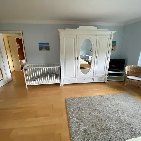 Casa Raphael Direkt Am Scharbeutzer شقة