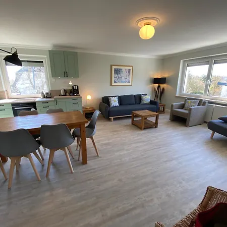Casa Raphael Direkt Am Scharbeutzer Appartamento Scharbeutz