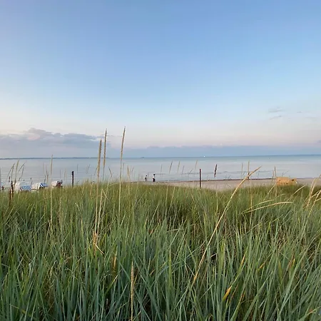 Casa Raphael Direkt Am Scharbeutzer Appartamento *