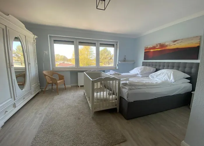 Casa Raphael Direkt Am Scharbeutzer *